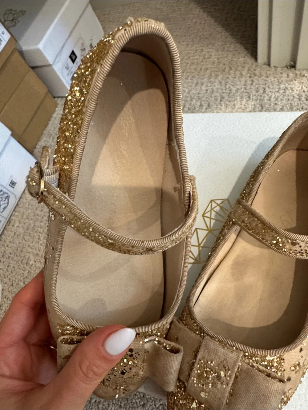 Girls Gold Glitter Mary Jane Dress Shoes